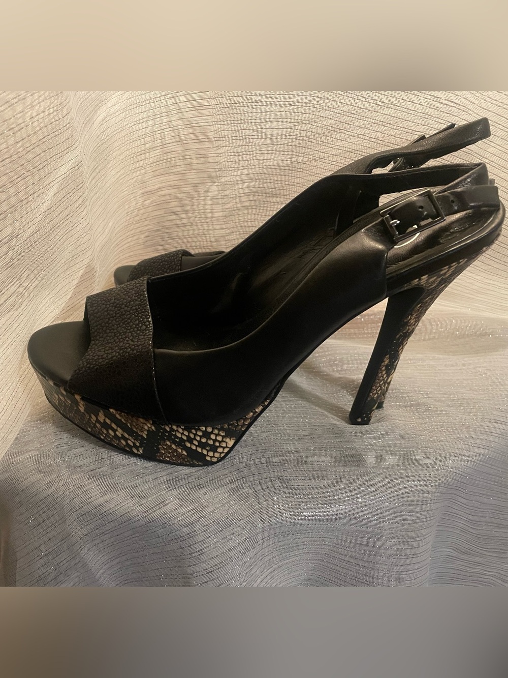 Black Platform Jessica Simpson Peep-Toe High Heels with Snake-Print Platform